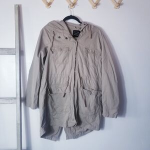 LOVE TREE WOMEN'S TAN UTILITY JACKET SIZE MEDIUM